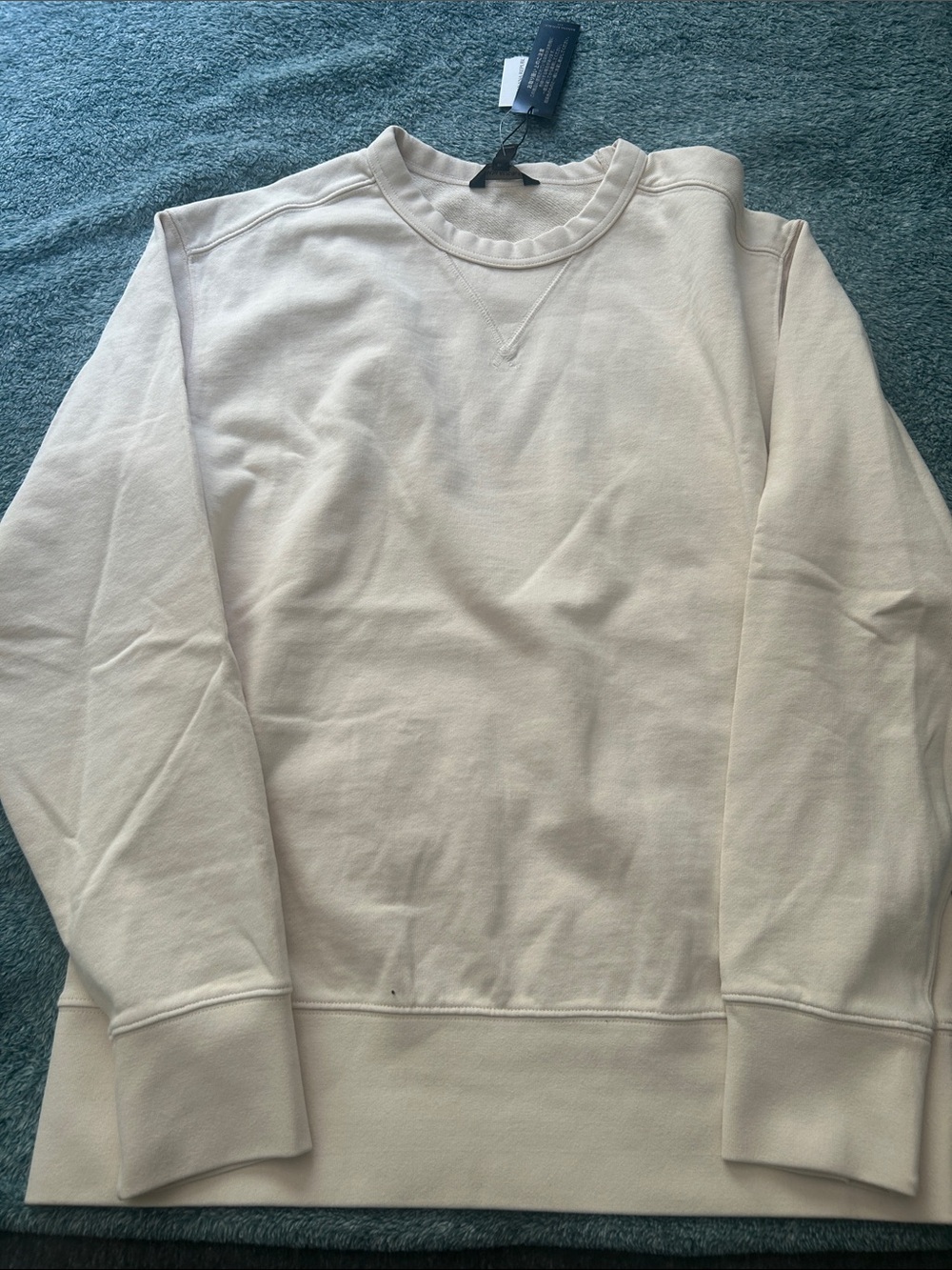 Banana Republic Men's Crewneck Sweatshirt in Off-White. Never worn